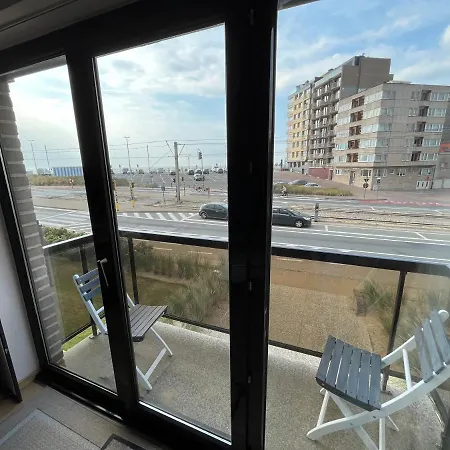 Apartment Frontaal Zeezicht In De Strandjutter
