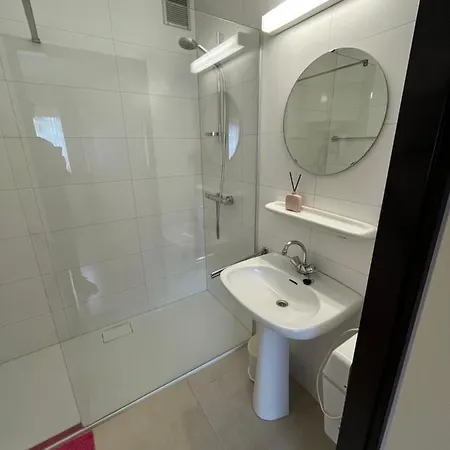 Apartment Frontaal Zeezicht In De Strandjutter *